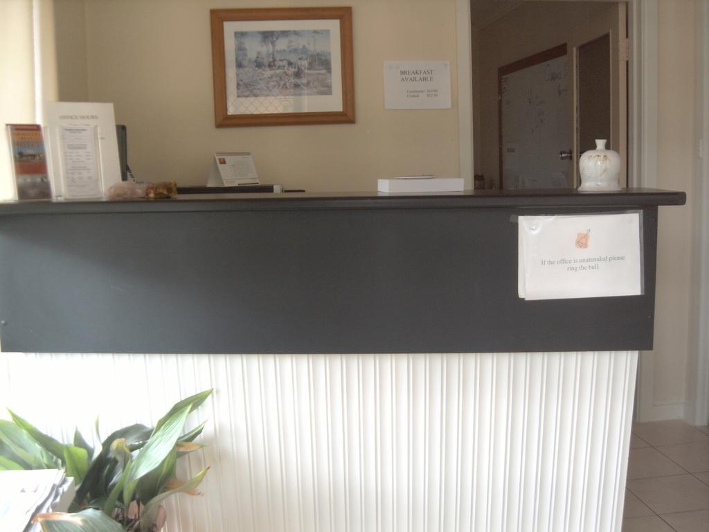 Travellers Rest Motel Bairnsdale Εξωτερικό φωτογραφία