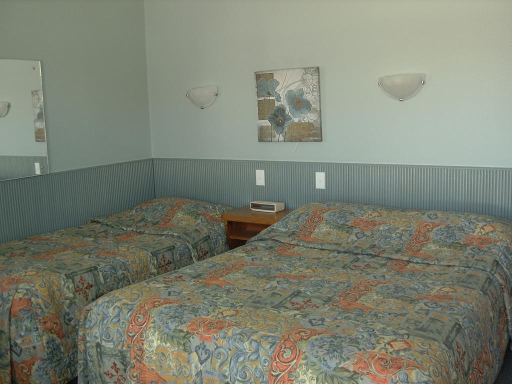 Travellers Rest Motel Bairnsdale Δωμάτιο φωτογραφία